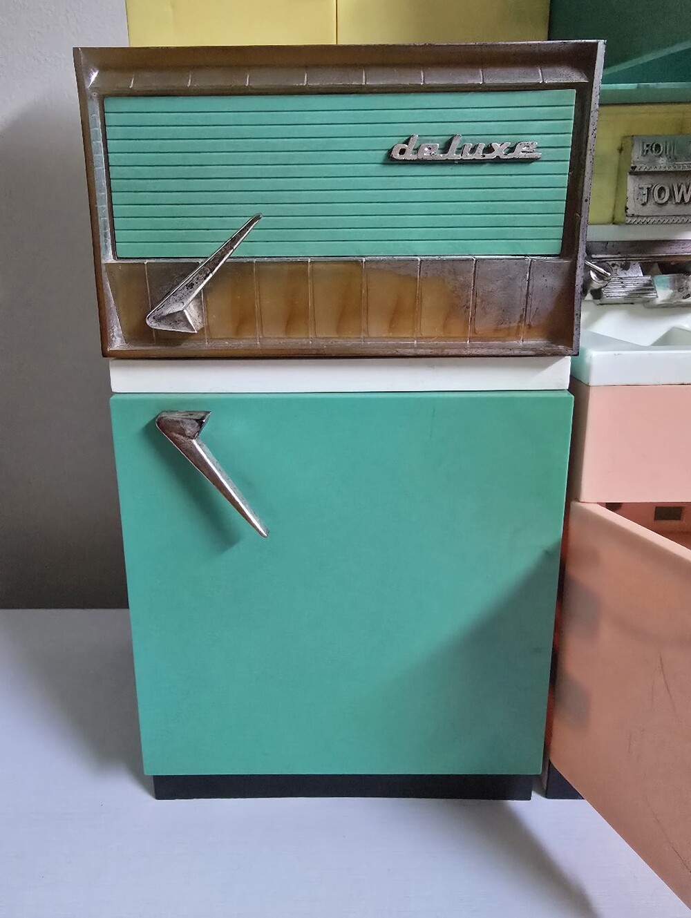 DeLux Reading 1960s Vintage Toy Dream Kitchen Set - Picture 8 of 16